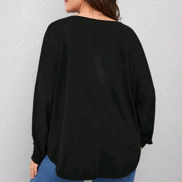 Long Sleeve V-Neck - Picture 3 of 9